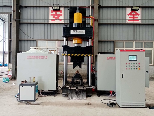Modelo HQ250-700 Máquina de aquecimento e dobra de aço de ângulo CNC