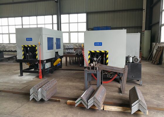 Tamanho de processamento do ângulo da máquina de trituração 63x5~200x20mm da parte traseira do ângulo modelo QC200