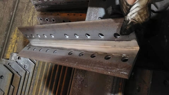 QG36 Máquina de limpeza de raízes de aço por CNC