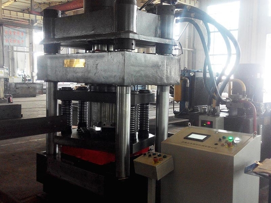 QJ25 Máquina de corte por ângulo hidráulica CNC com rotação do molde de corte por ângulo