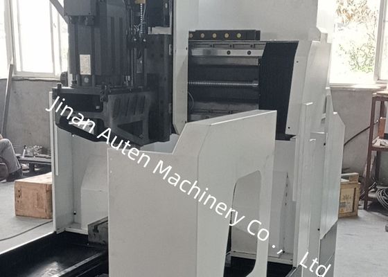 Máquina de perfuração e fresagem de chapas CNC de 600 x 600 mm com sistema de controlo digital e sistema eléctrico