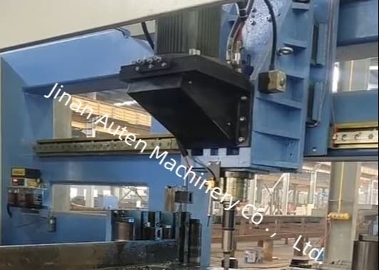 Faixa de Largura 150～1250mm Máquina CNC para Furação, Marcação e Rosqueamento de Vigas H Fuso BT40 Furo Cônico