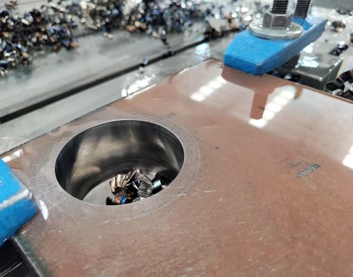 Máquina de moagem CNC de perfuração de chapas de alta rigidez e alta velocidade com servocontrole