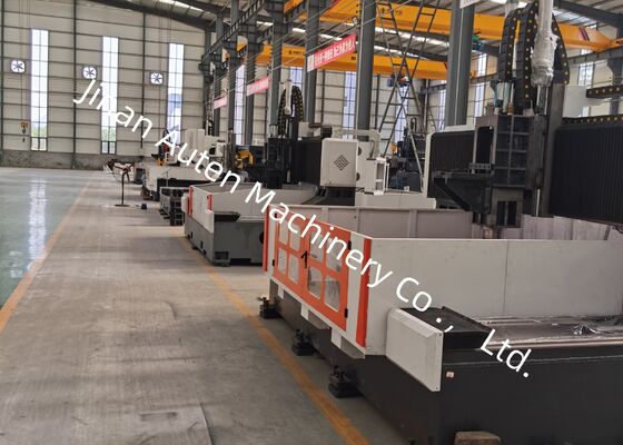 Máquina de perfuração e fresagem de chapas CNC de uso industrial com transportador de chips