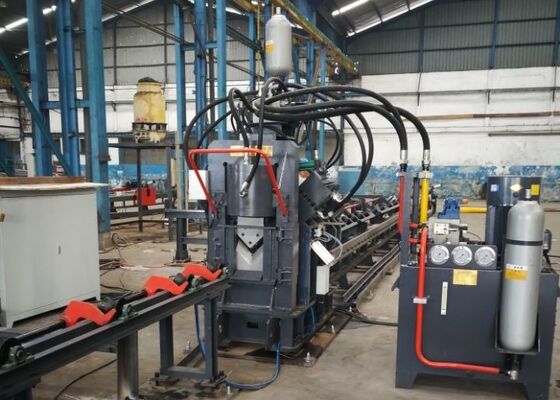 2200/4300KN Força de corte Máquina de punção CNC da série JNC para marcação e corte de ângulos