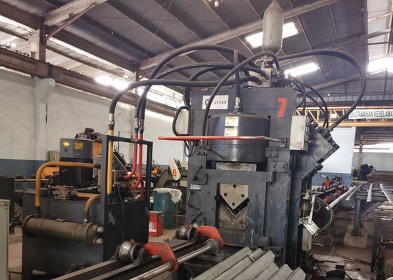 Linha de punção de ângulo CNC totalmente automática para marcação e corte de cabelo para fabricação