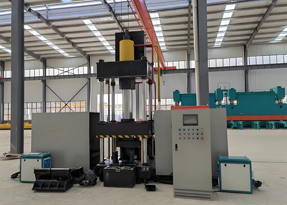 Máquina de curvatura por CNC de aquecimento de 3 eixos para placa angular com comando hidráulico