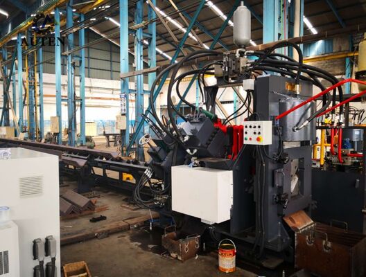 Linha de Cisalhamento, Marcação e Puncionamento CNC de Alta Precisão para Cantoneiras com Controle Inteligente