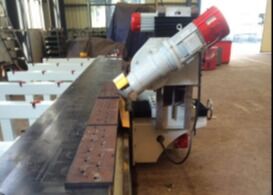 100-1500 mm/min Velocidade de fresagem Máquina de fresagem de cabeça de dupla tração de dupla potência