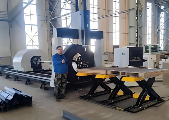 Modelo LC2412 Máquina de processamento de tubos a laser CNC para tubos de carbono/aço inoxidável