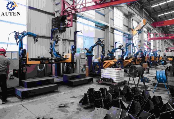 Máquina de solda robótica com posicionadores duplos e um pórtico de cinco eixos que permite a solda de torres de transmissão